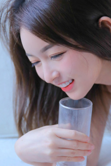 写作业坐在捧捧上面的句子